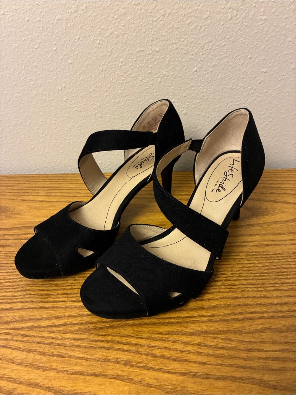 Life Stride “Mega” Heels